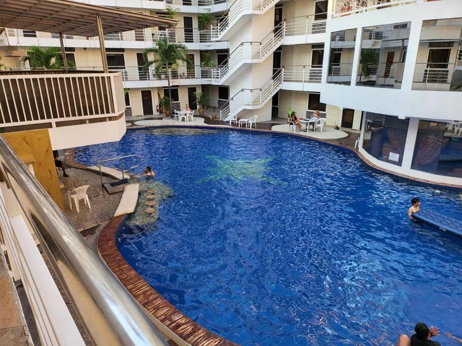 Kandi Big 1 Bedroom King Bed, Free Housekeeping, Wi-Fi Angeles Buitenkant foto